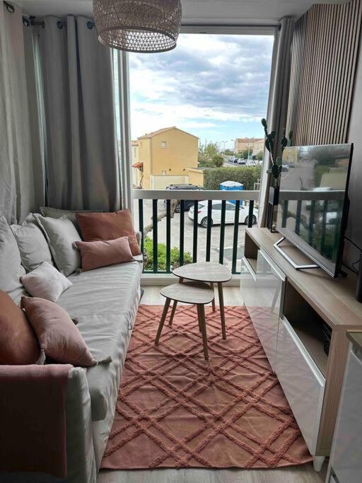 Mon Appart A La Plage, Piscine, Wifi, Tv Фронтиньян Экстерьер фото